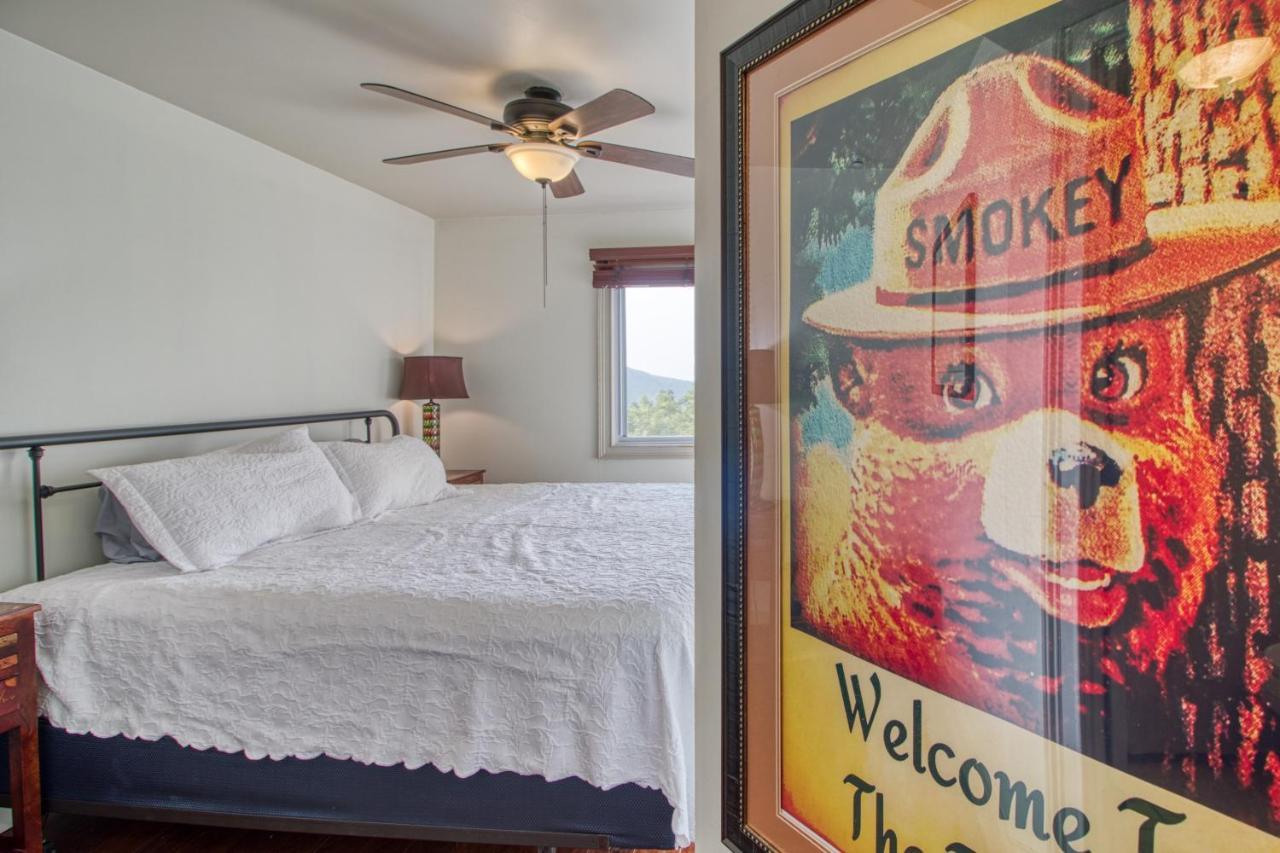 Breathtaking Sunsets, Views, Pool, Heaven Awaits! Villa Gatlinburg Kültér fotó